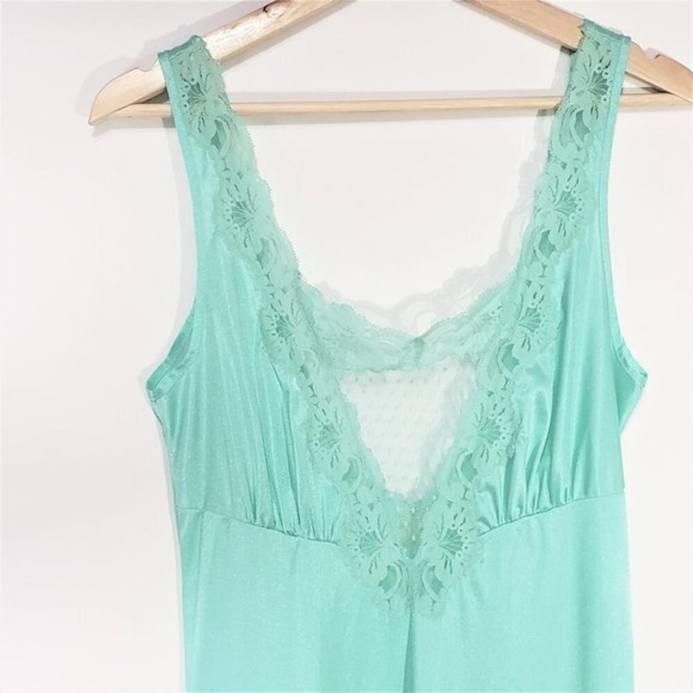 Vintage Princess Full Length Night Gown Light Aqua